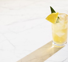 ELLE Cocktail Hour: Golden