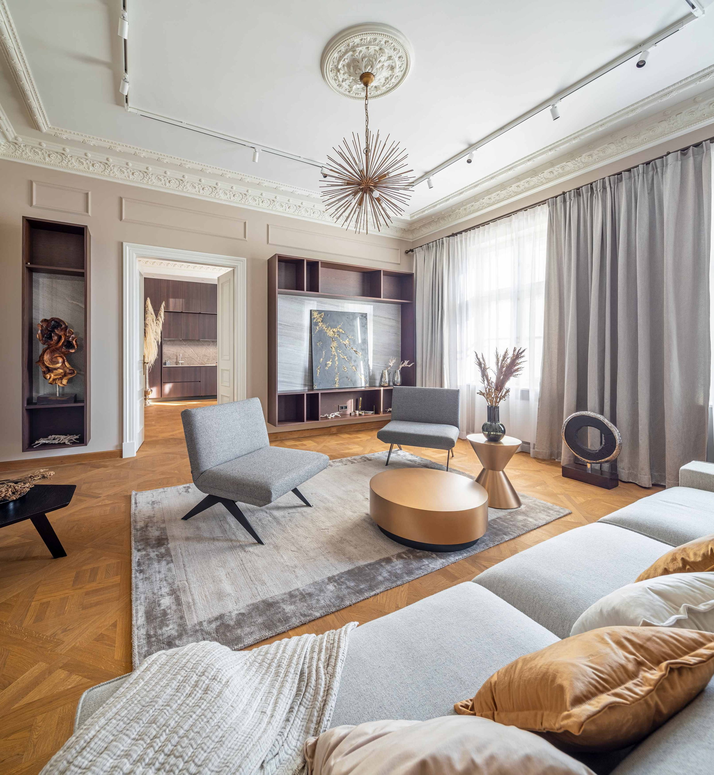 Apartament przy Foksal 13/15