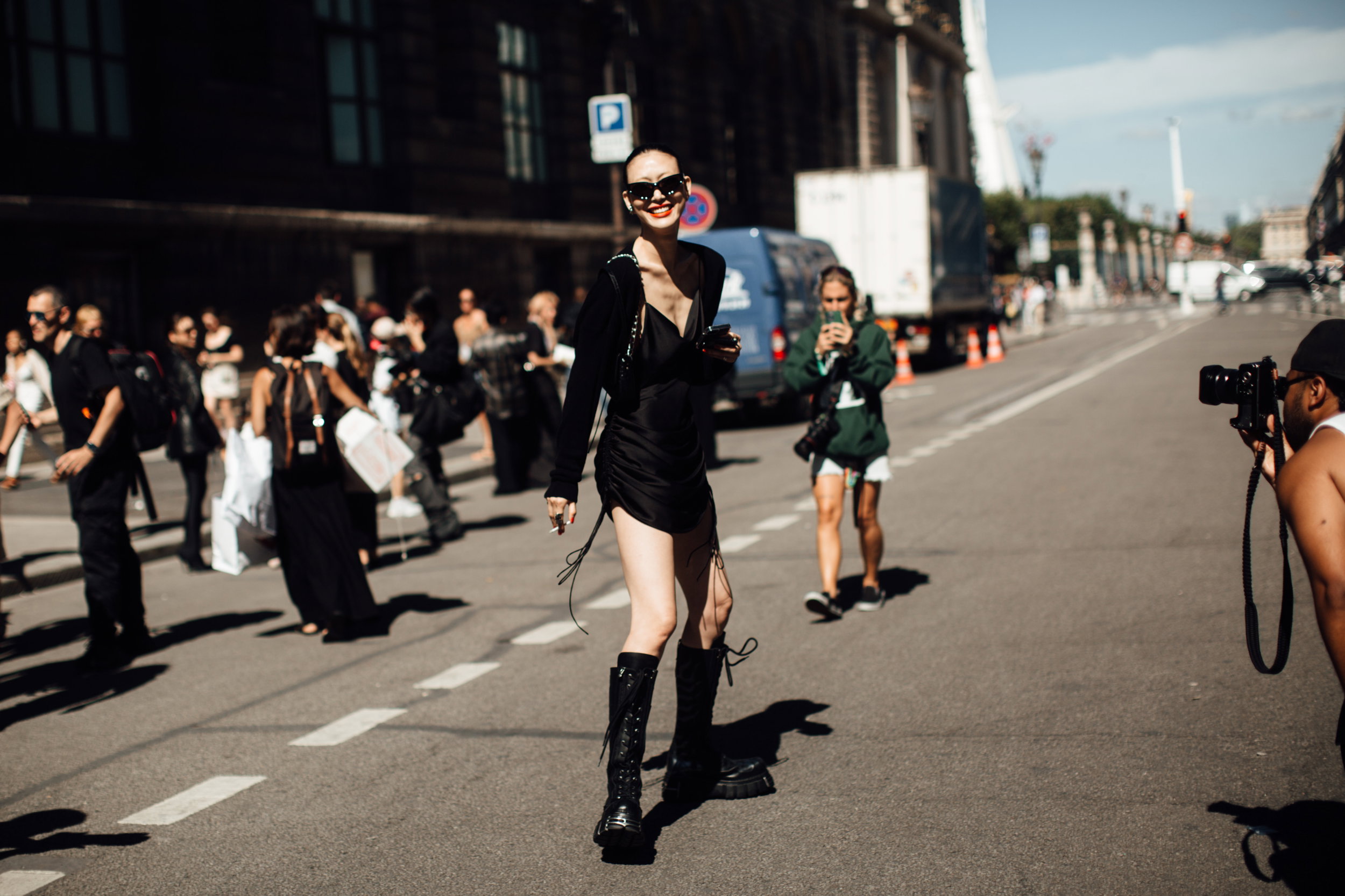 Przegląd stylizacji z paryskiego tygodnia mody haute couture [street style]