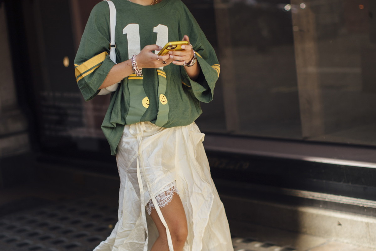 Street fashion na London Fashion Week SS24