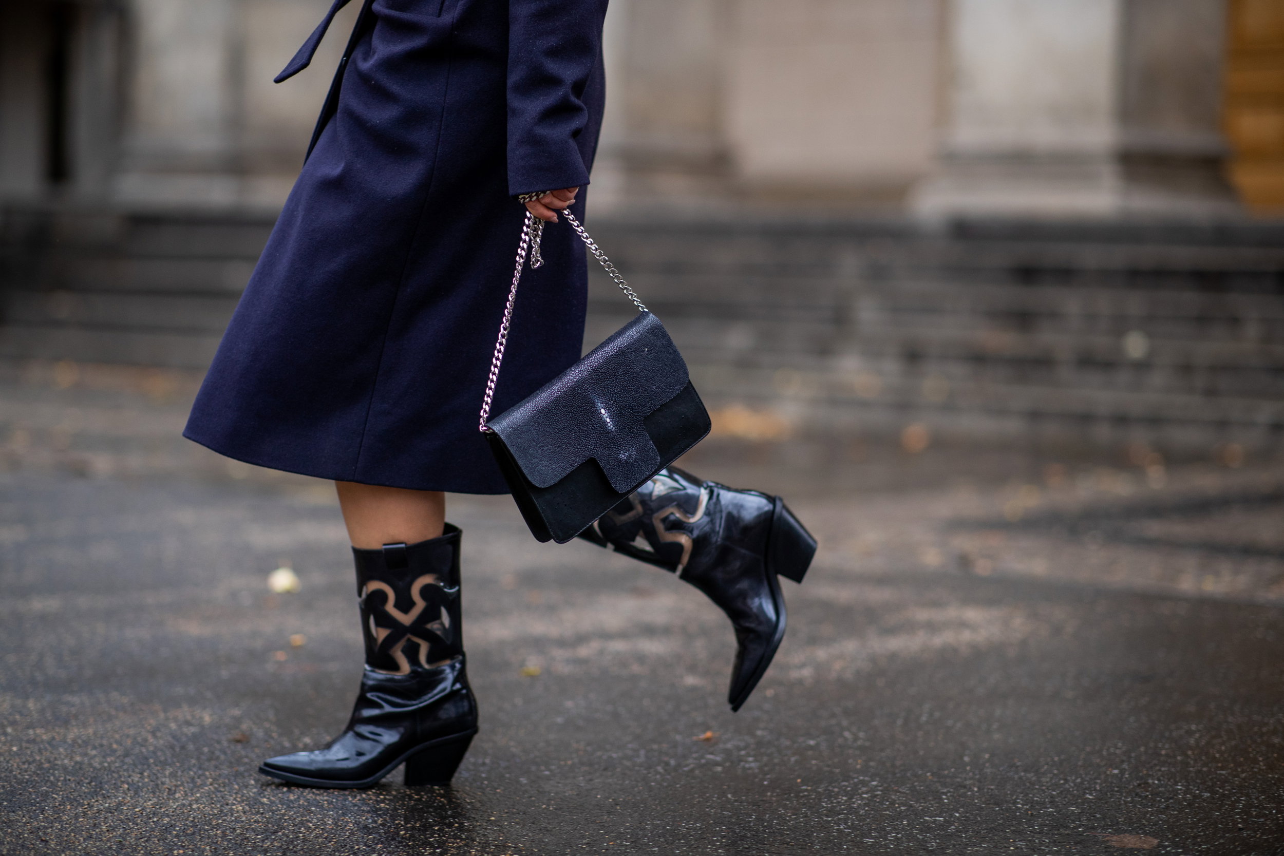 Torebka na łańcuszku - street fashion