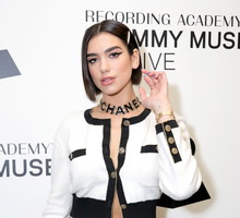 Dua Lipa w Grammy Museum, 28.09.2018.