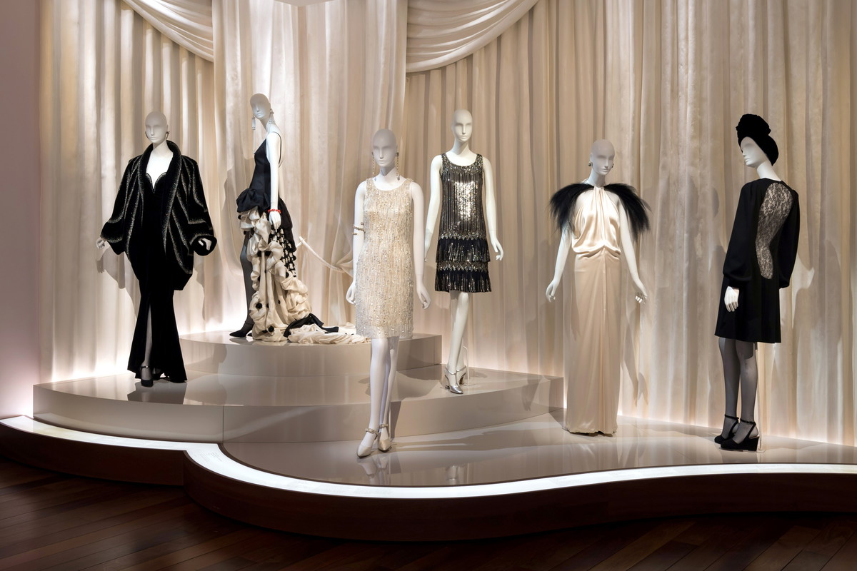 Muzeum YSL w Paryżu - wystawa o modzie