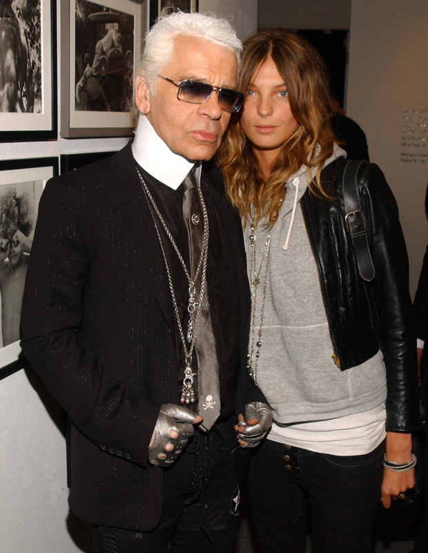 Karl Lagerfeld i Daria Werbowy, 2005 rok