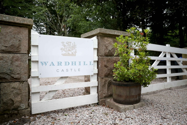 Posiadłość Wardhill Castle w Aberdeenshire, gdzie odbędzie się ślub aktorów z Gry o tron