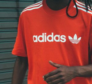 H&M kontra Adidas