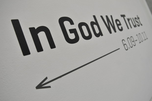 In God We Trust - świetna wystawa w warszawskiej Zachęcie
