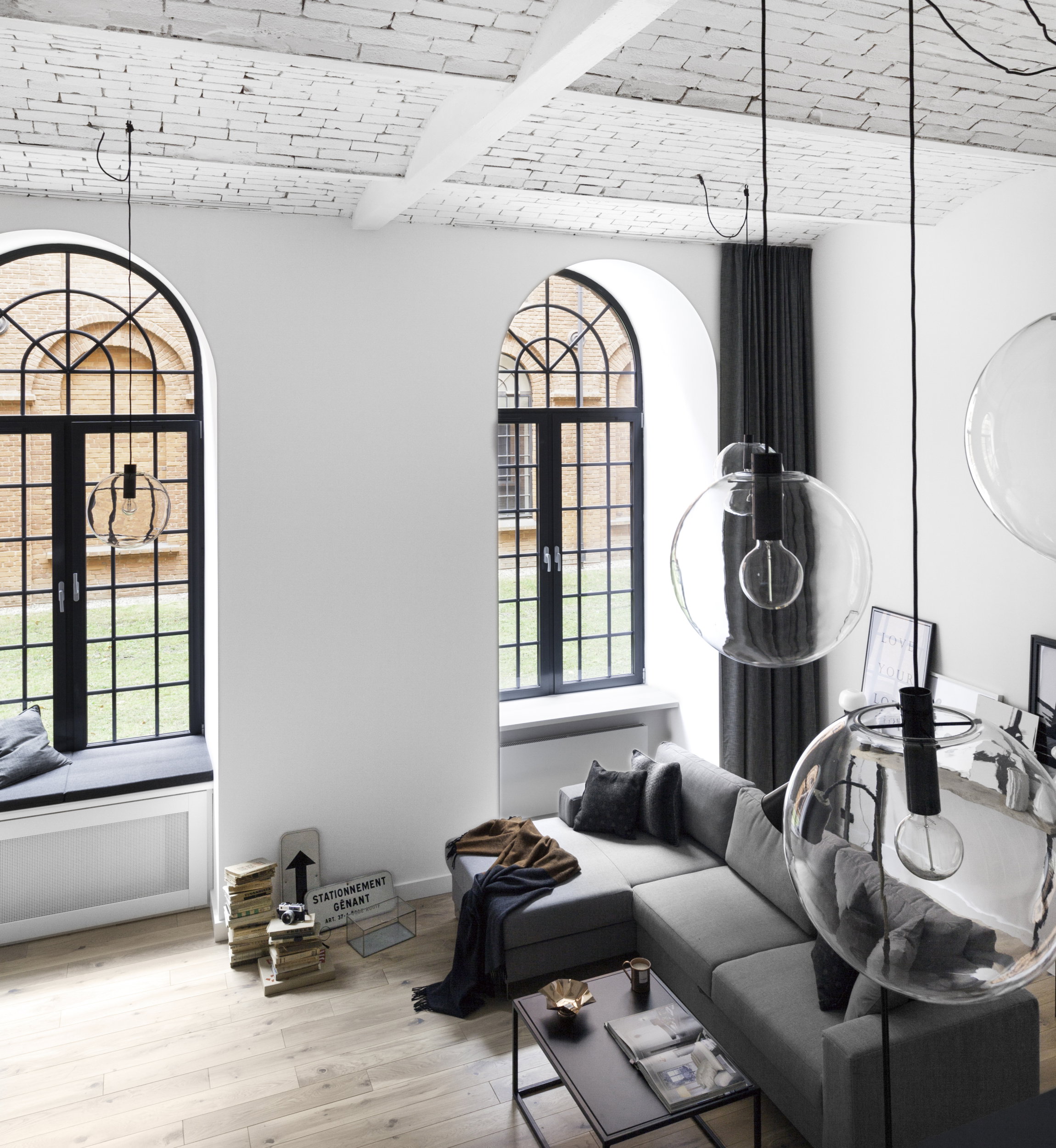 Wnętrze tygodnia: loft cały w bieli