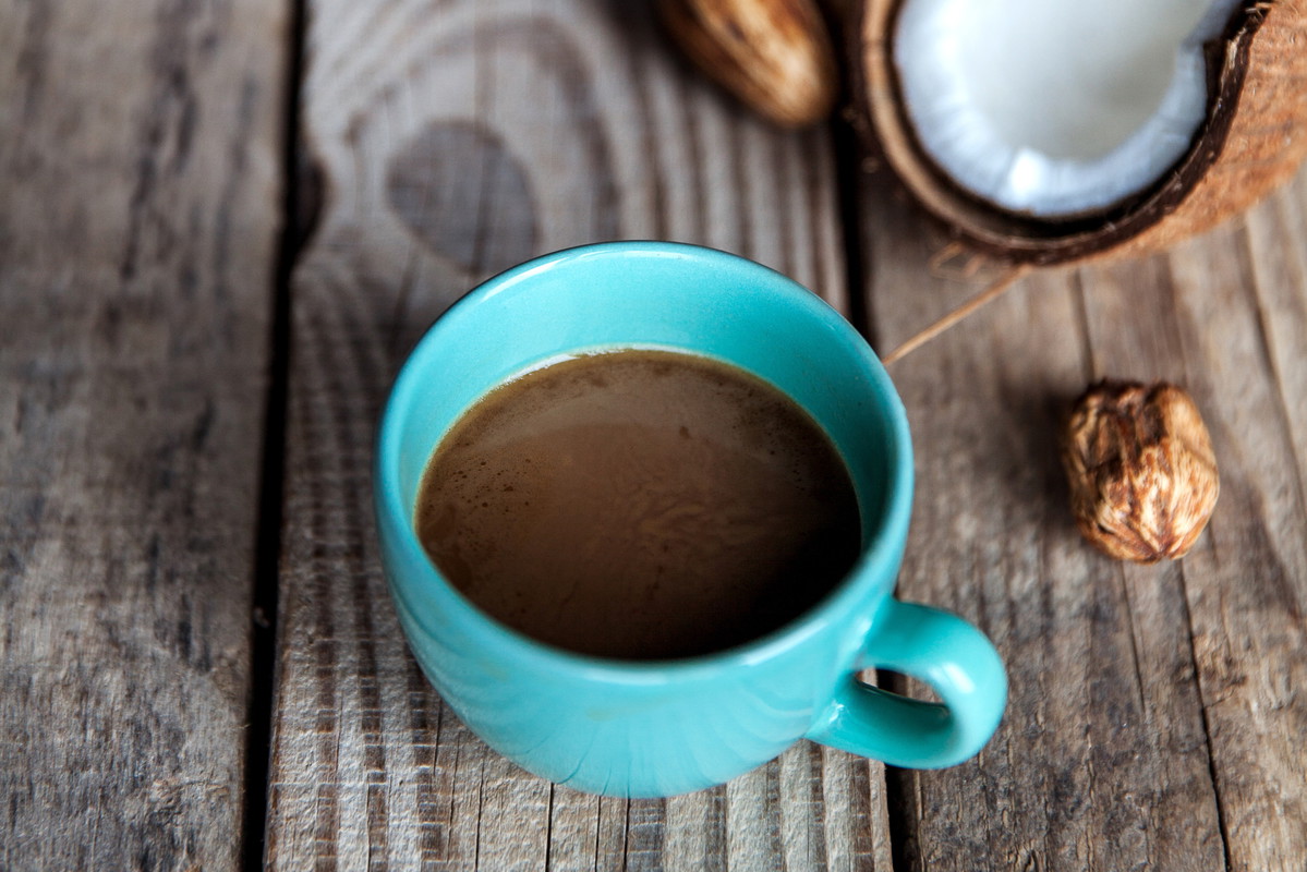 Bulletproof coffee, czyli kawa z olejem kokosowym
