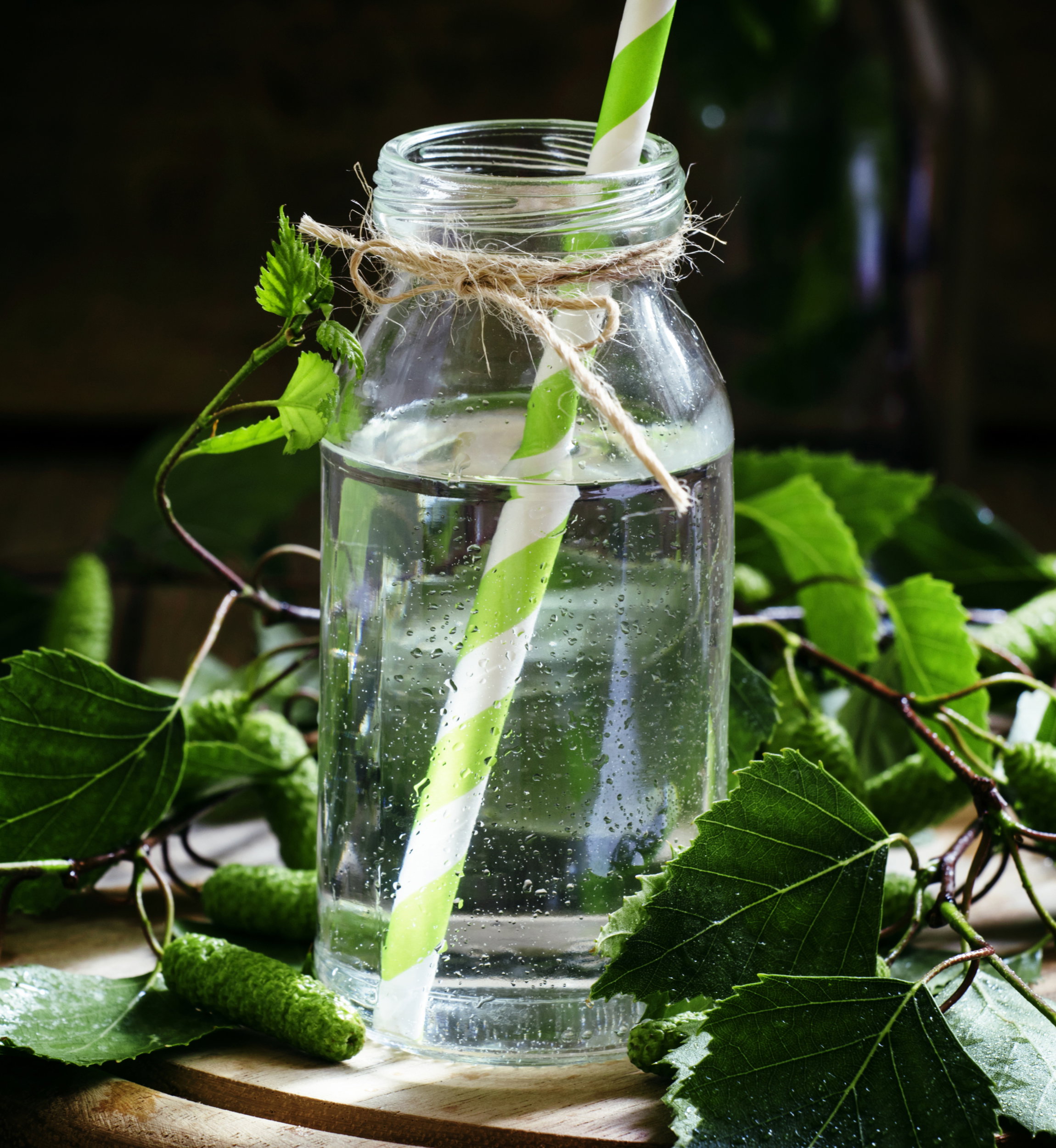 Woda brzozowa - sposób na piękne włosy i czystą cerę, fot. Fotolia