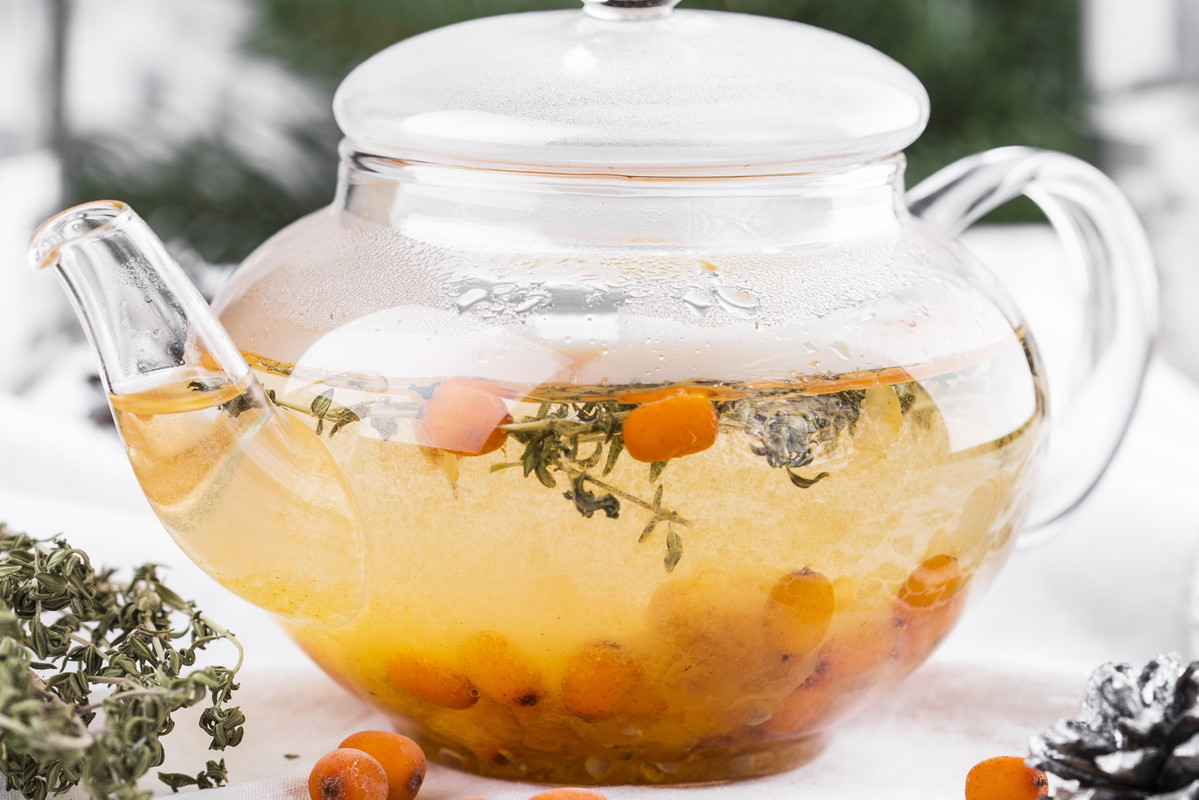 Zimowy detoks: napar z rokitnika, fot. Fotolia