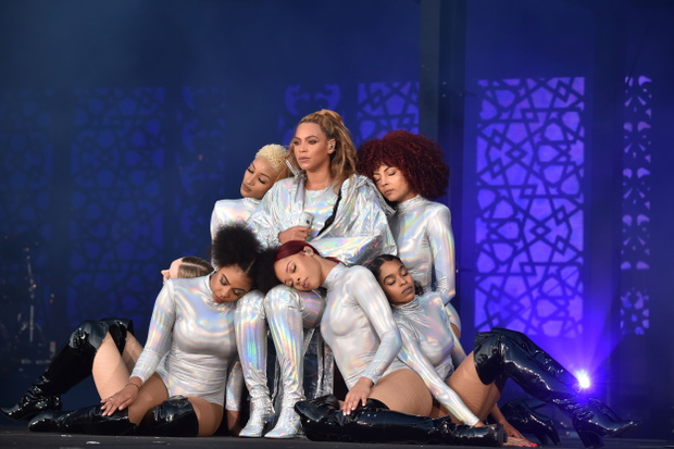 kostiumy-sceniczne-beyonce-na-koncertach-on-the-run-ii-tour9-67385aa