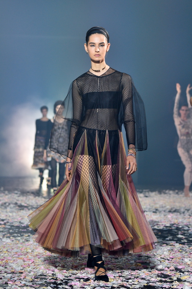 pokaz-dior-ss1930-140e625