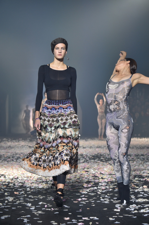 pokaz-dior-ss1932-f856712