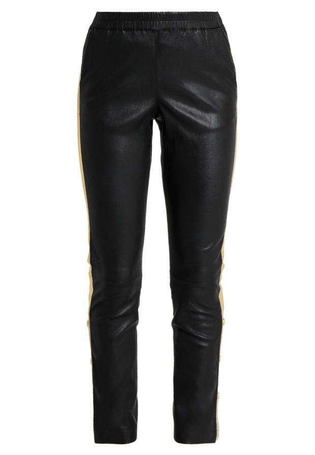 swiateczne-ubrania-i-dodatki-dostepne-na-zalando8-5f3c902