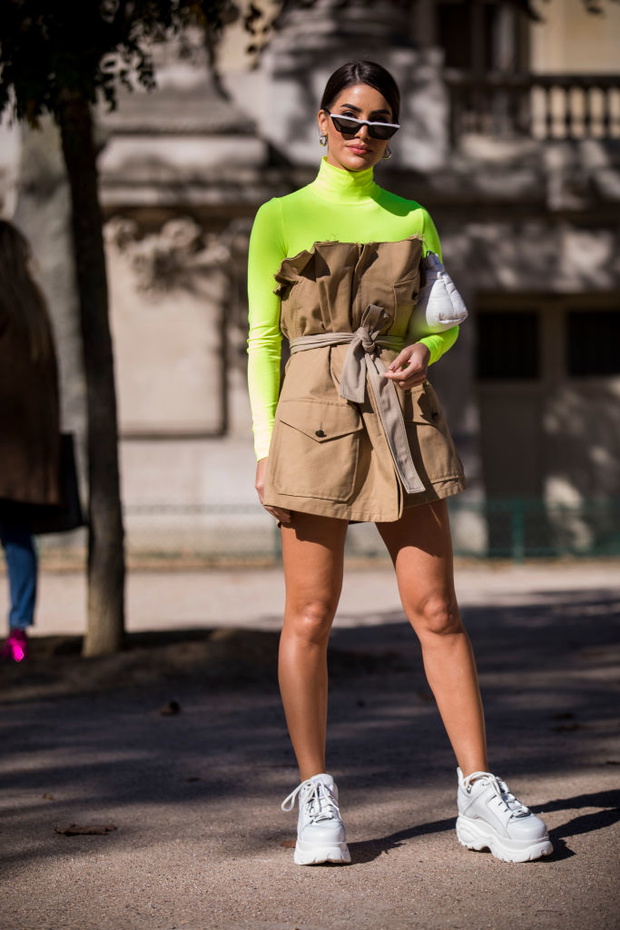 Street Style : Paris Fashion Week Womenswear Spring/Summer 2019 : Day Three