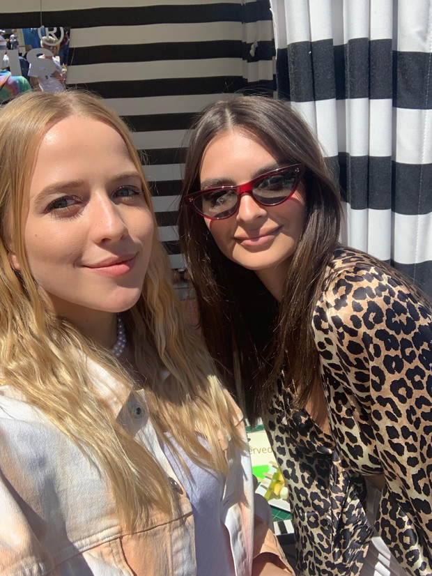 Jessica Mercedes z Emily Ratajkowski - Coachella 2019