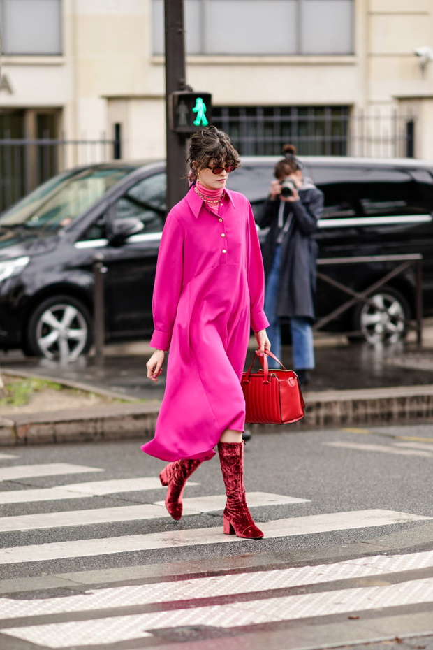 Street Style - Paris Fashion Week Womenswear Fall/Winter 2019/2020 : Day Nine