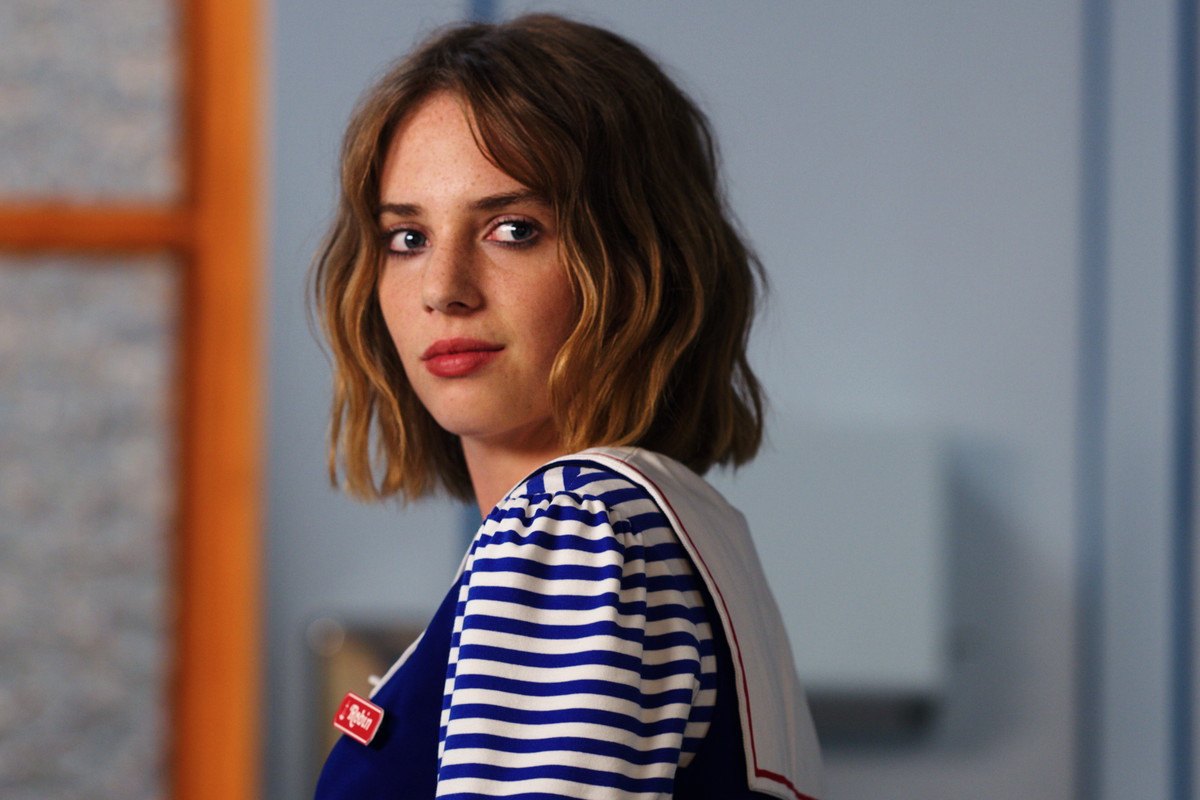 Maya Thurman-Hawke jako Robin w 3. sezonie "Stranger Things"