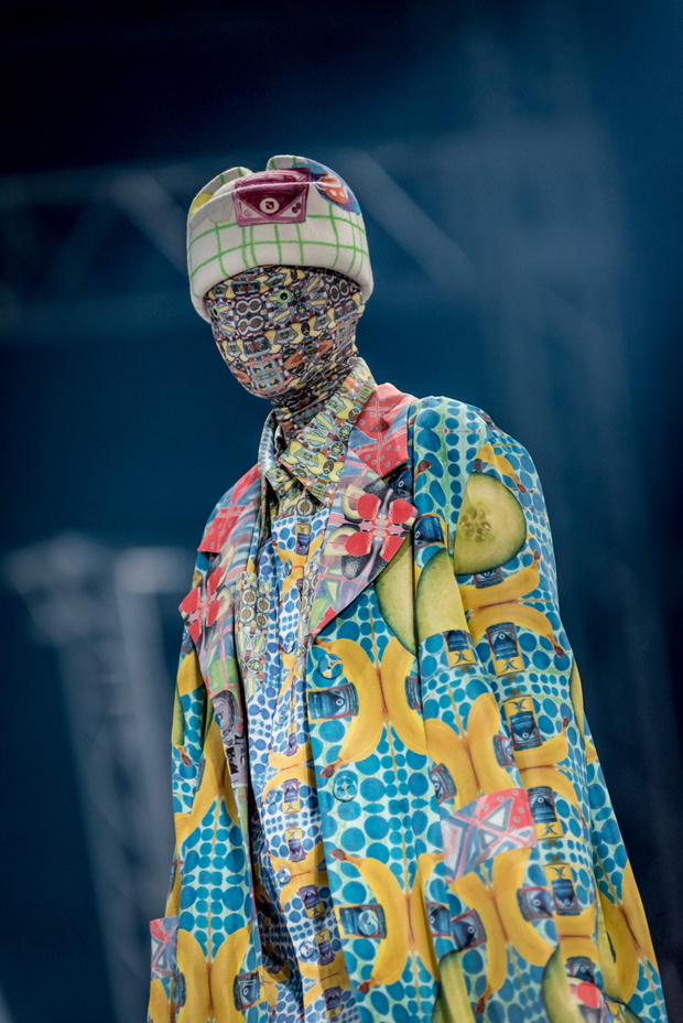 kolekcja-laimy-jurcy-zwyciezczyni-lodz-young-fashion-award-20181-569a5ed