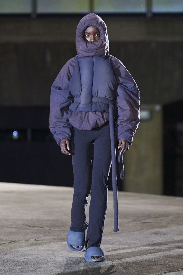 yeezy-season-814-6da5eda