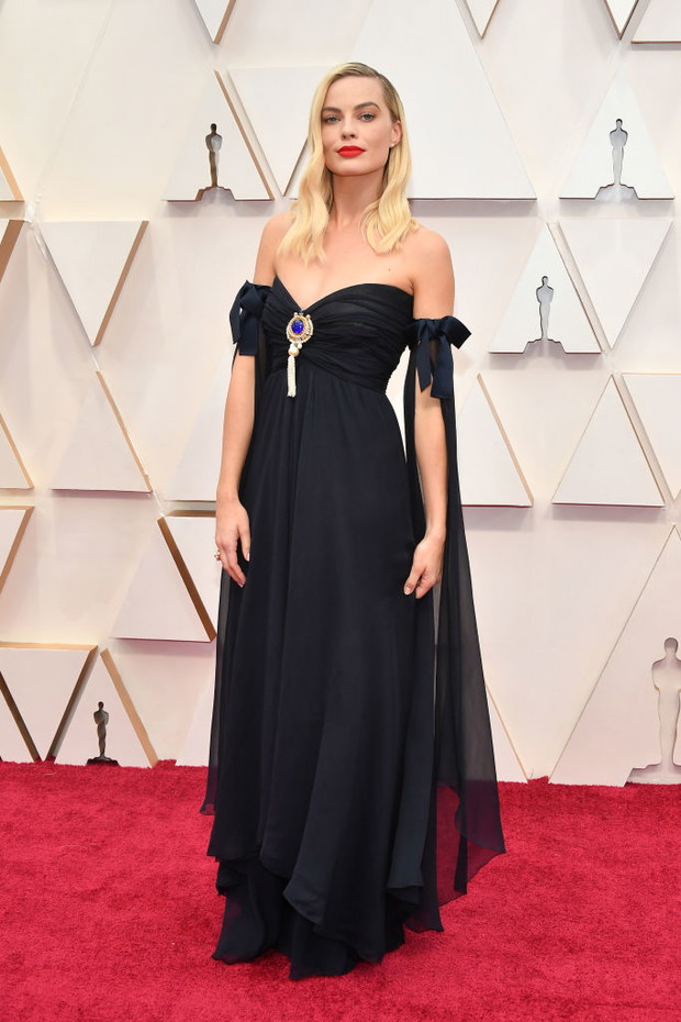 Oscary 2020: Margot Robbie w sukni vintage Chanel