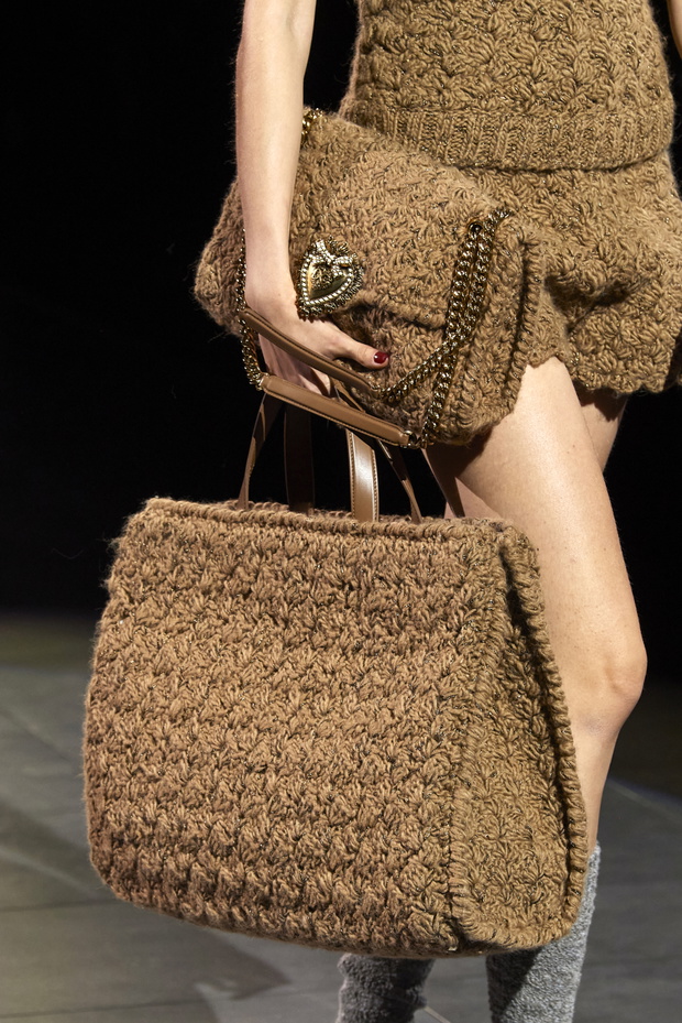 kolekcja-dolce-gabbana-jesien-zima-2020-20211-f93df8e