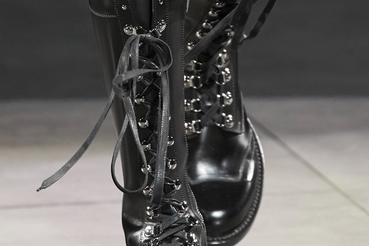 Buty na jesień damskie (2020): trendy z wybiegów
