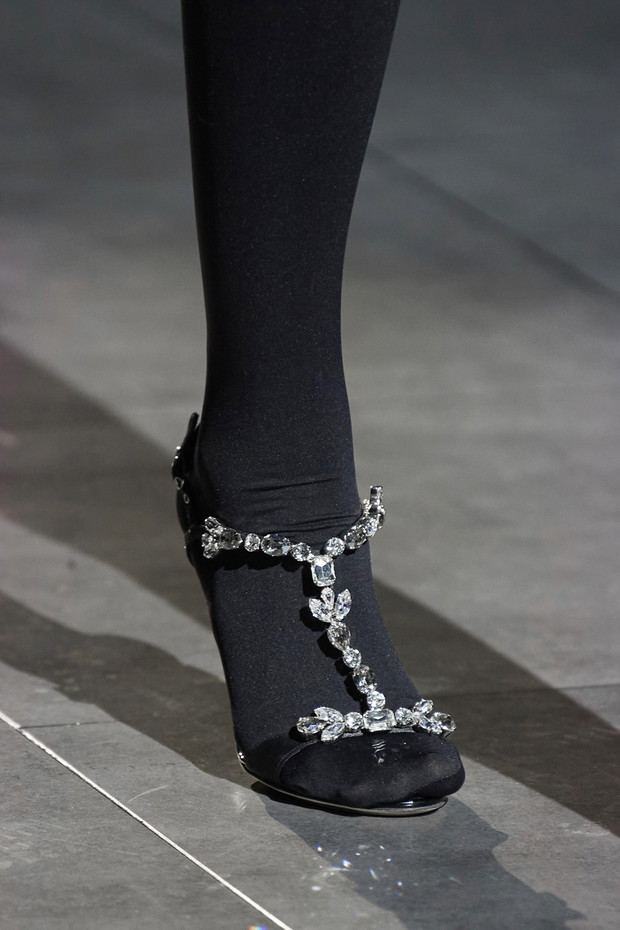 Buty na jesień damskie (2020): trendy z wybiegów