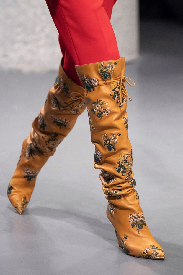 Buty na jesień damskie (2020): trendy z wybiegów