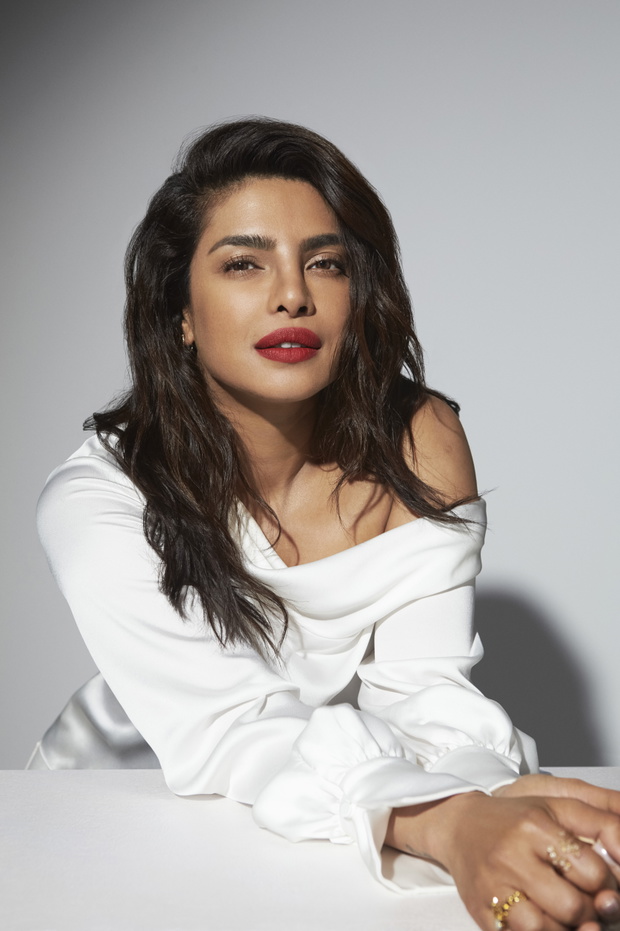 priyanka-chopra-jonas-nowa-ambasadorka-max-factor5-d2d0b23