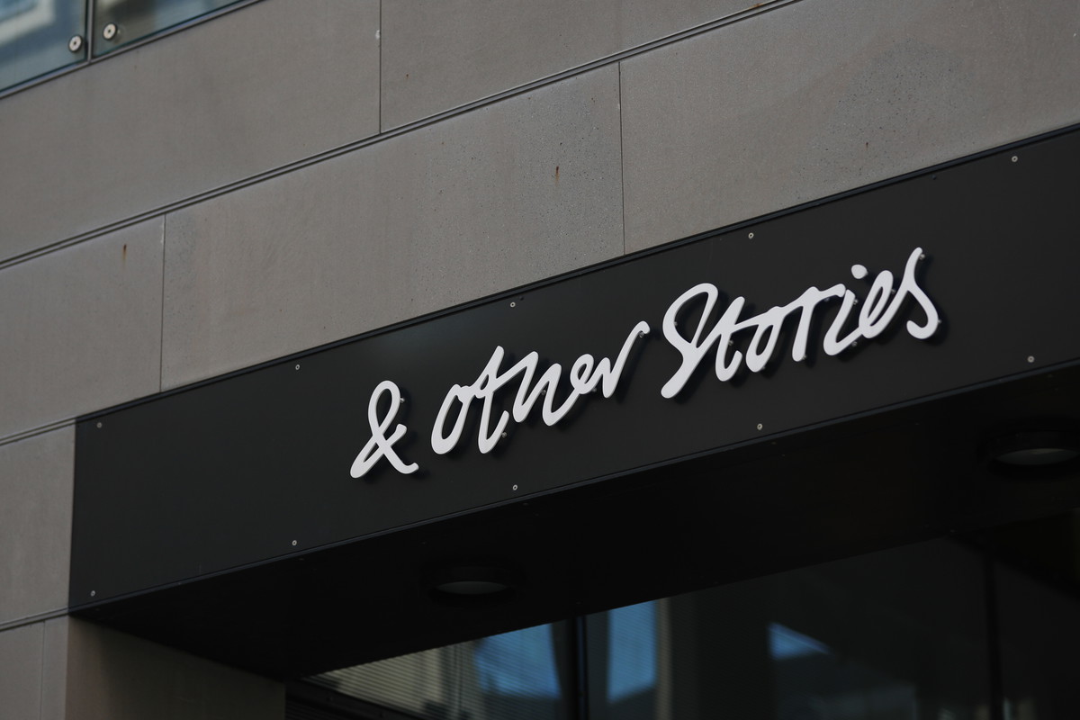 &Other Stories Store