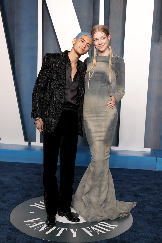 dominic-fike-i-hunter-shafer-vanity-fair-oscar-afterparty-7697f88