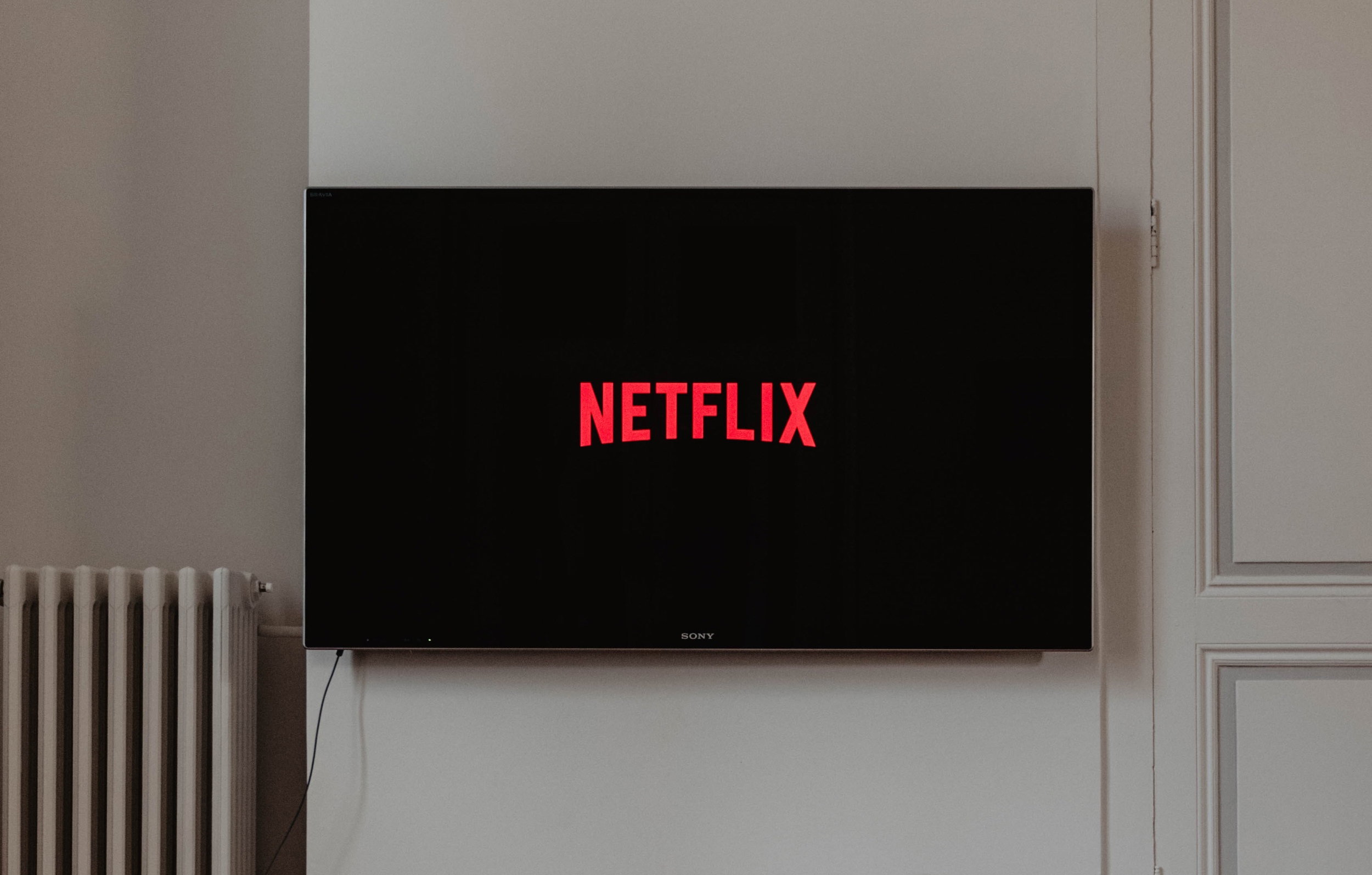 Zmiany na platformie Netflix 2022. Nowa opłata za współdzielenie konta