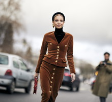 Street fashion z pokazów haute couture wiosna-lato 2024