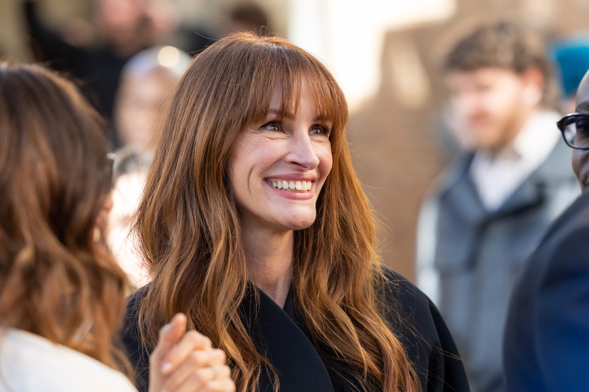 Julia Roberts w grzywce na pokazie Jacquemus