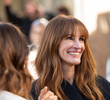 Julia Roberts w grzywce na pokazie Jacquemus