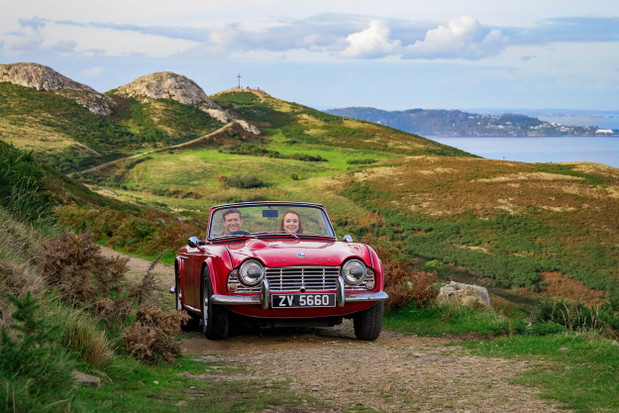 Kadr z komedii romantycznej „Irlandzkie życzenie” (2024)