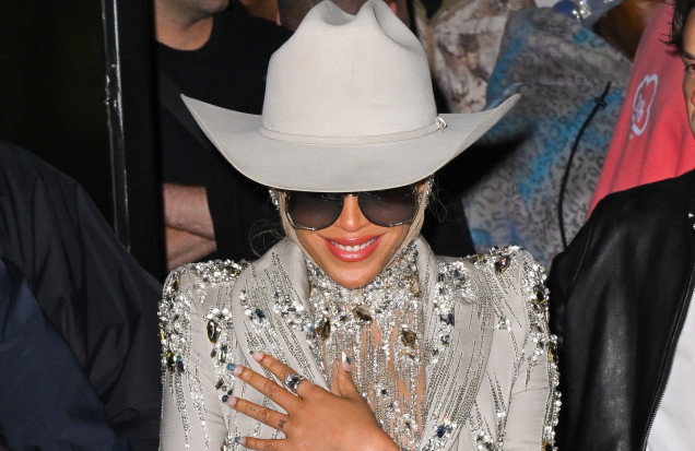 Texan Nail French to trend na wiosnę