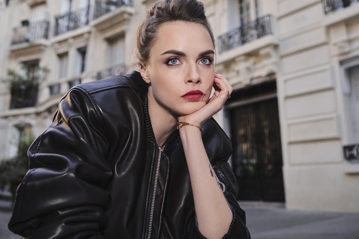 Cara Delevingne dołączyła do globalnych ambasadorek L’Oréal Paris z ważnym przekazem. “Piękno jest formą wyrażania siebie, jak i wewnętrznej siły”