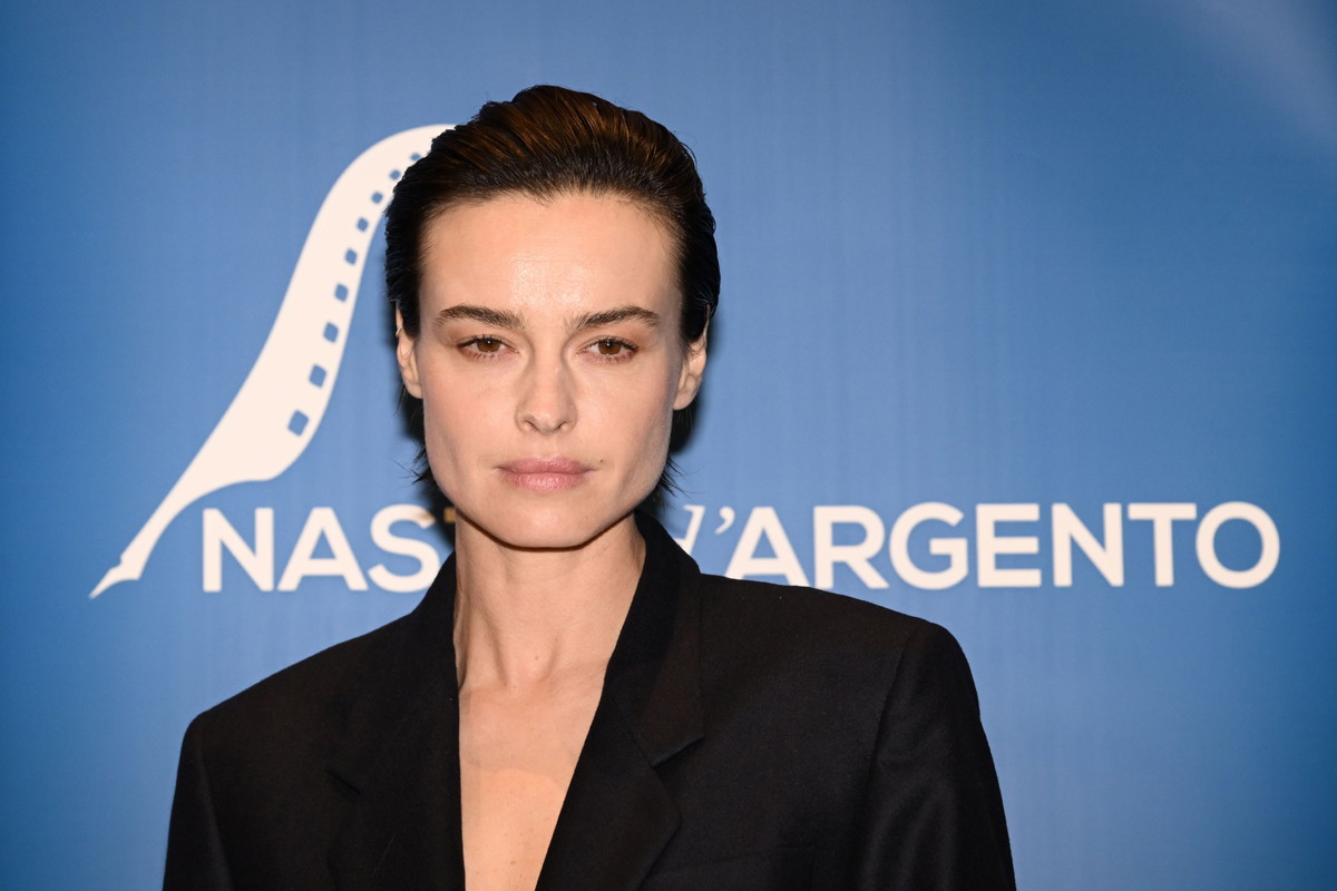 Kasia Smutniak w dwóch kompletach Max Mara