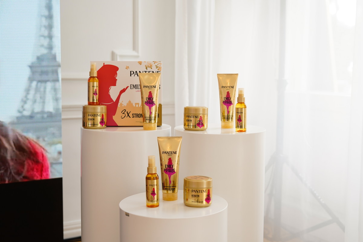 Pantene x Emily in Paris