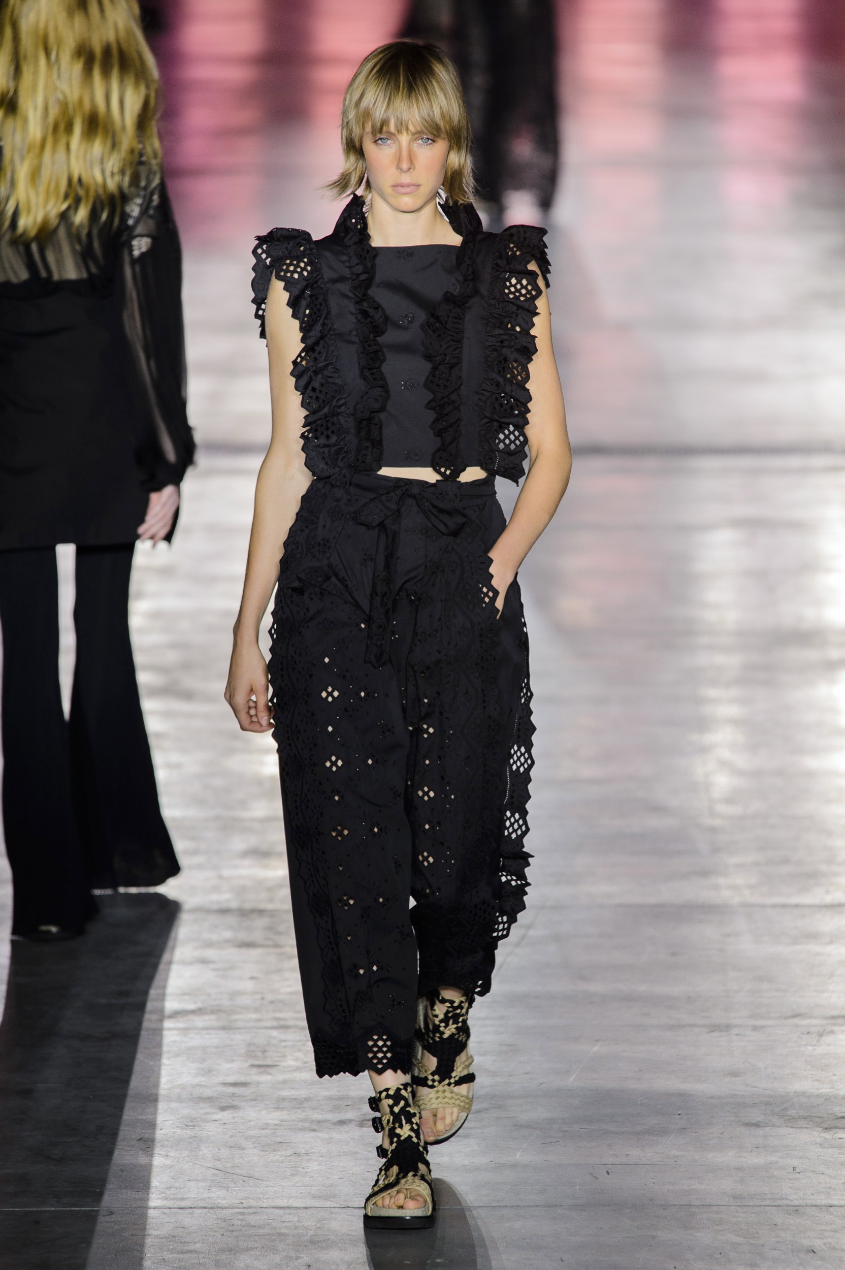 Pokaz Alberta Ferretti SS19