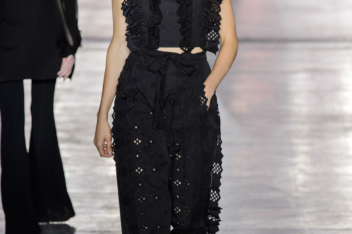 Pokaz Alberta Ferretti SS19