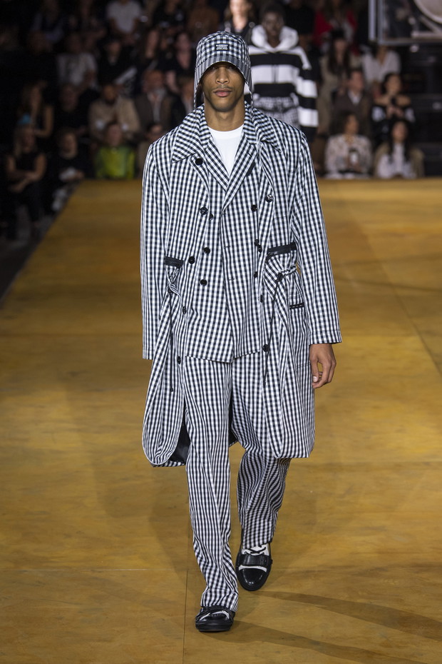 Pokaz Burberry SS20