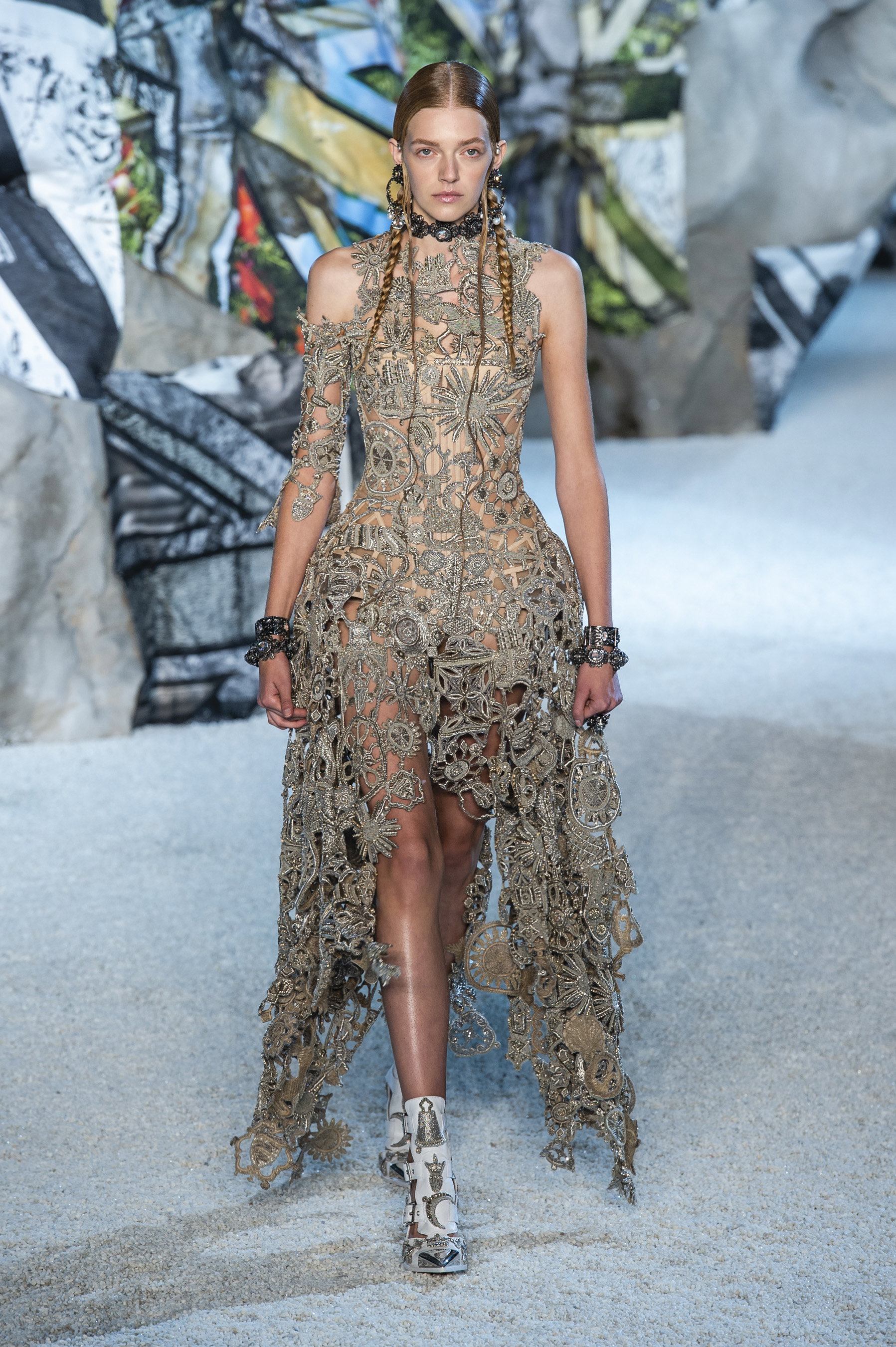 Pokaz Alexander McQueen SS19