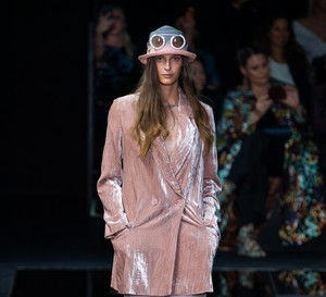 Emporio Armani wiosna-lato 2020