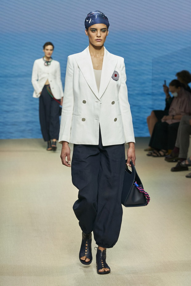 Giorgio Armani wiosna-lato 2022