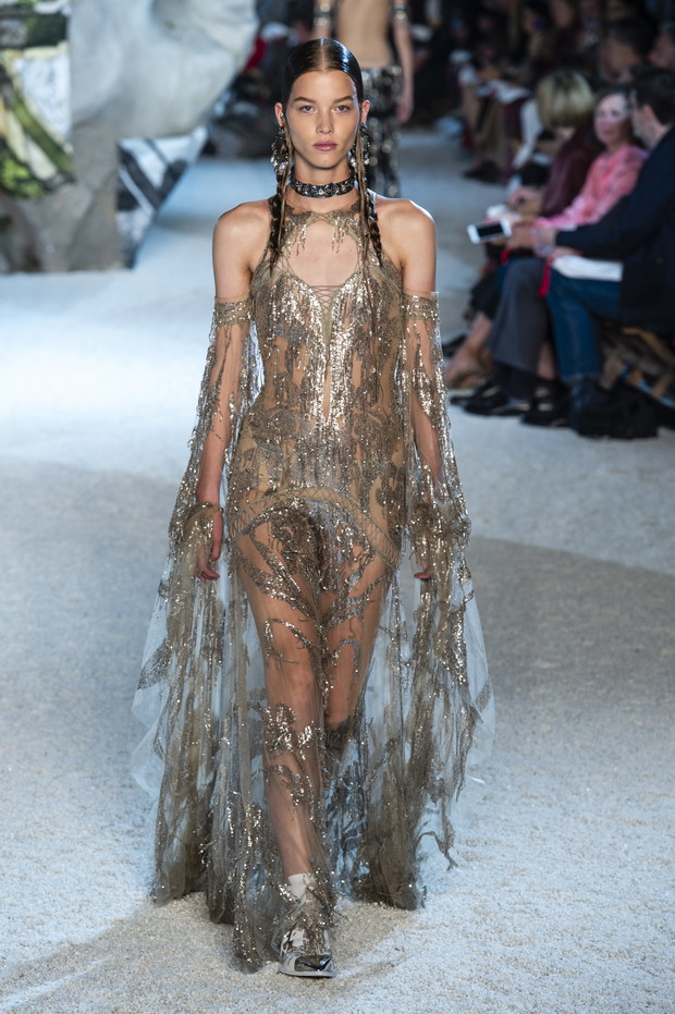 Pokaz Alexander McQueen SS19