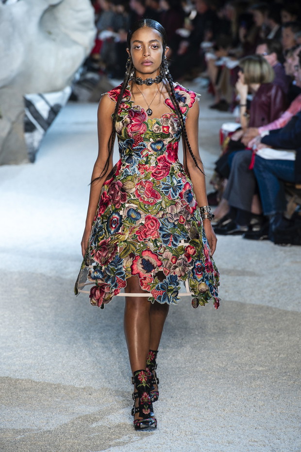 Pokaz Alexander McQueen SS19